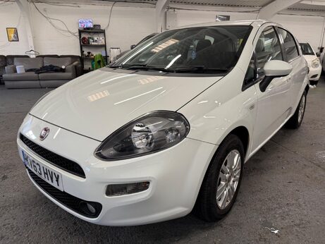 Fiat Punto 1.2 Easy Manual Euro 5 5dr 2