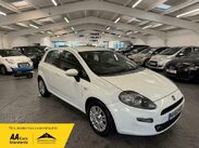 Fiat Punto 1.2 Easy Manual Euro 5 5dr 1