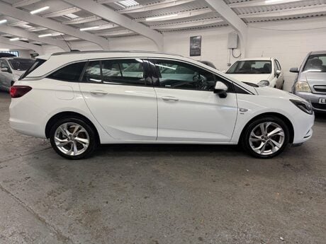 Vauxhall Astra 1.4i Turbo SRi Sports Tourer Euro 6 5dr 7