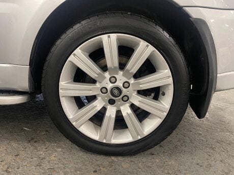 Land Rover Range Rover Sport 3.6 TD V8 HSE Station Wagon 5dr 25