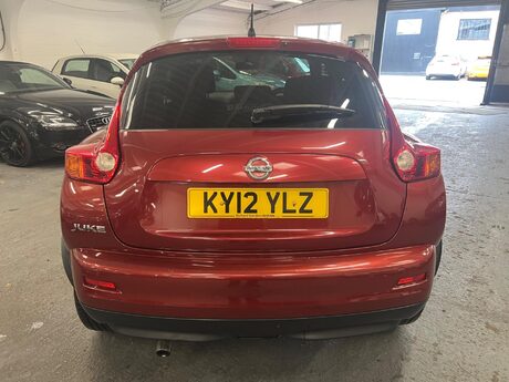 Nissan Juke 1.6 Acenta Premium Euro 5 (s/s) 5dr 6