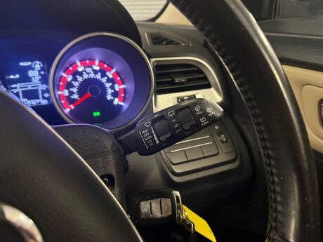 SsangYong Tivoli 1.6 e-XDi EX Euro 6 5dr 31