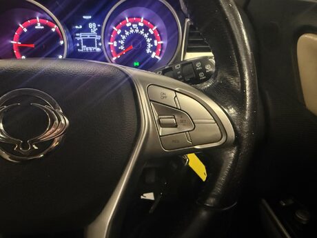 SsangYong Tivoli 1.6 e-XDi EX Euro 6 5dr 15