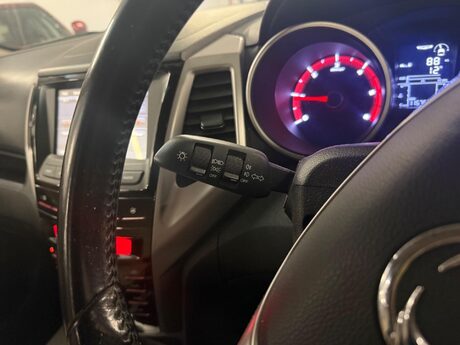 SsangYong Tivoli 1.6 e-XDi EX Euro 6 5dr 40