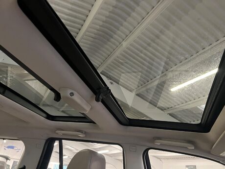 Land Rover Freelander 2 2.2 SD4 HSE CommandShift 4WD Euro 5 5dr 36