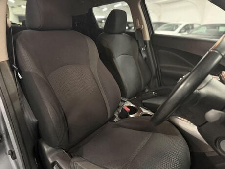 Nissan Juke 1.6 Acenta Premium Euro 5 (s/s) 5dr 13