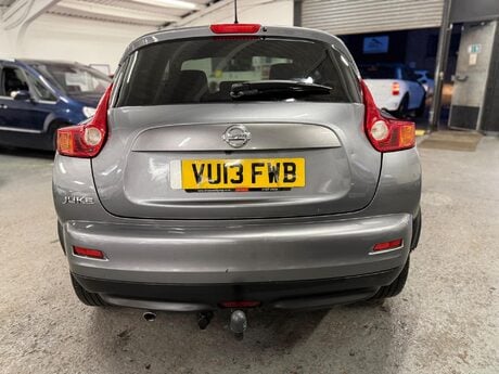Nissan Juke 1.6 Acenta Premium Euro 5 (s/s) 5dr 6