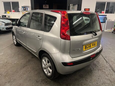 Nissan Note 1.6 16v SE 5dr 4
