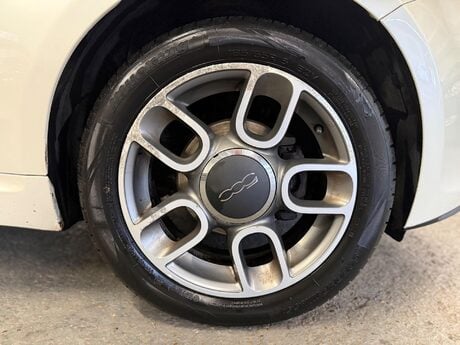 Fiat 500 1.2 Lounge Euro 5 2dr 21