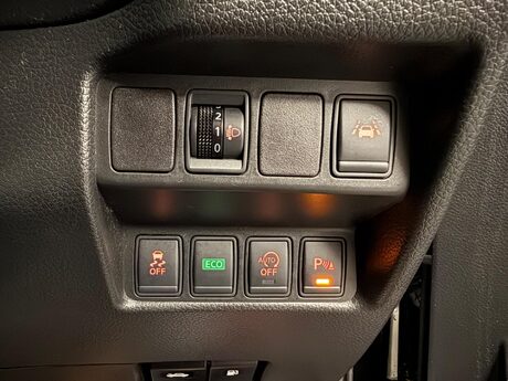 Nissan Qashqai 1.2 DIG-T n-tec+ XTRON 2WD Euro 6 (s/s) 5dr 19