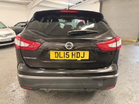 Nissan Qashqai 1.2 DIG-T n-tec+ XTRON 2WD Euro 6 (s/s) 5dr 6