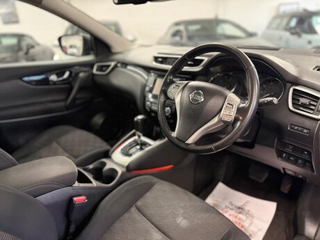 Nissan Qashqai 1.2 DIG-T n-tec+ XTRON 2WD Euro 6 (s/s) 5dr 10