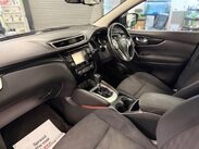 Nissan Qashqai 1.2 DIG-T n-tec+ XTRON 2WD Euro 6 (s/s) 5dr 9