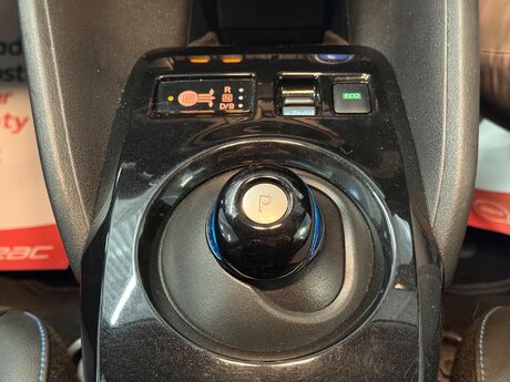 Nissan LEAF 40kWh N-Connecta Auto 5dr 23