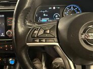 Nissan LEAF 40kWh N-Connecta Auto 5dr 17