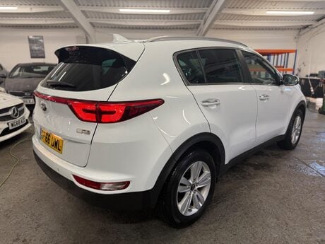 Kia Sportage 1.6 GDi 2 Euro 6 (s/s) 5dr 8