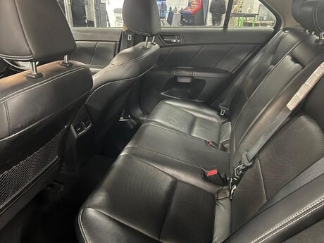 Suzuki Kizashi 2.4 16V Sport CVT 4WD Euro 5 4dr 11