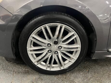 Suzuki Kizashi 2.4 16V Sport CVT 4WD Euro 5 4dr 23