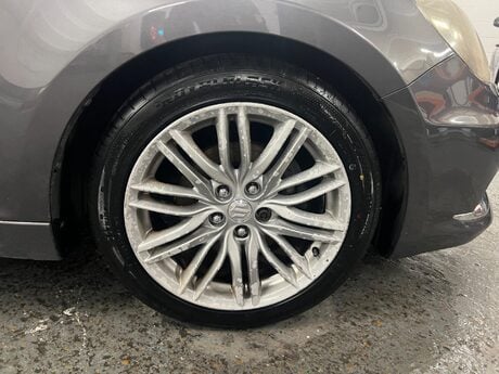 Suzuki Kizashi 2.4 16V Sport CVT 4WD Euro 5 4dr 22