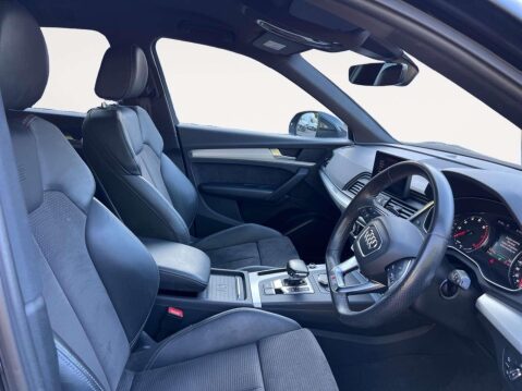 Audi Q5 TFSI QUATTRO S LINE 9