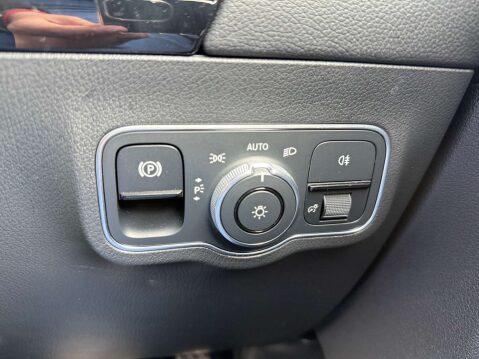 Mercedes-Benz GLA 2.0 GLA 200 AMG Line D Auto 5dr 19