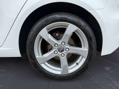 Audi A3 1.0 A3 Sportback TFSI Sport Semi-Auto 5dr 12