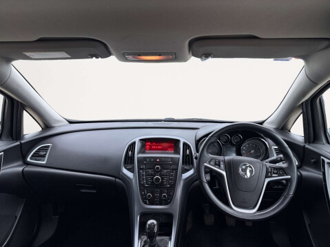 Vauxhall Astra 1.4 Astra SRI 5dr 8