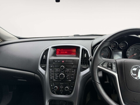 Vauxhall Astra 1.4 Astra SRI 5dr 13