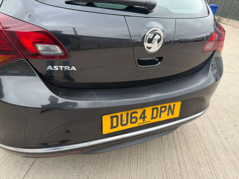 Vauxhall Astra 1.4 Astra SRI 5dr 17