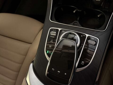 Mercedes-Benz GLC 2.1 GLC 220 D 4Matic Sport Auto 4WD 5dr 21