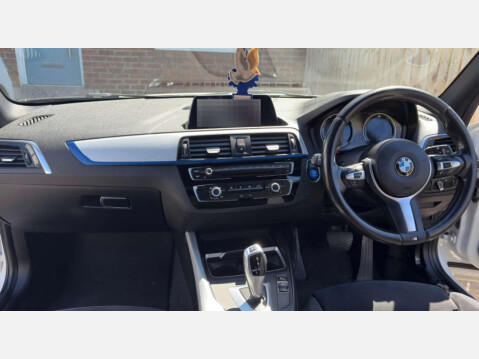 BMW 1 Series 1.5 118i M Sport Shadow Edition Auto 5dr 7