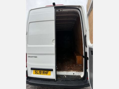 Volkswagen Crafter 2.0 Crafter CR35 Startline TDI 16