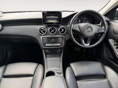 Mercedes-Benz A Class 1.5 A 180 D SE Auto 5dr 10