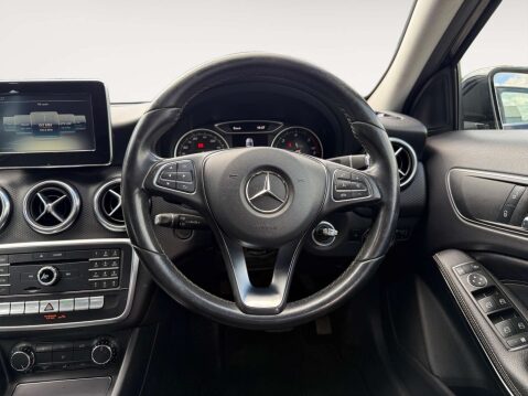 Mercedes-Benz A Class 1.5 A 180 D SE Auto 5dr 12