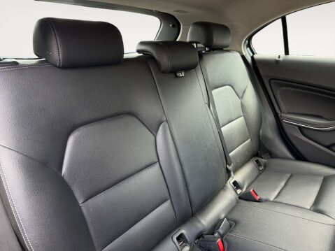 Mercedes-Benz A Class 1.5 A 180 D SE Auto 5dr 13