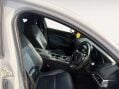 Jaguar XE 2.0 XE R-Sport D Auto 4dr 9