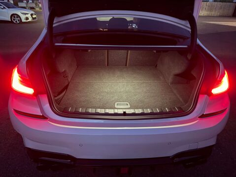 BMW 3 Series 2.0 330E M Sport Auto 4dr 28