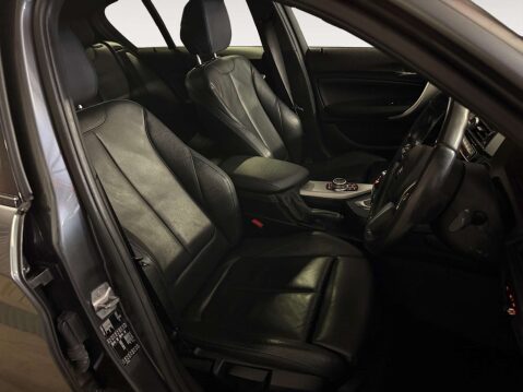 BMW 1 Series 1.5 118i M Sport Shadow Edition Auto 5dr 9