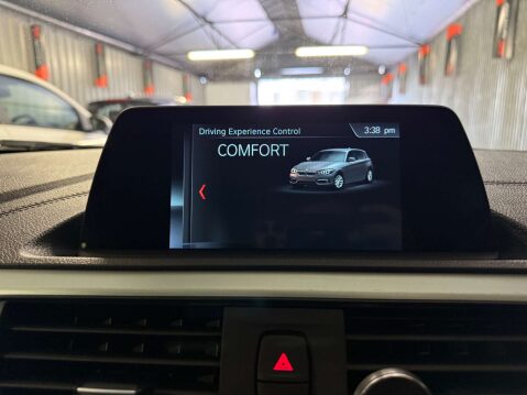 BMW 1 Series 1.5 118i M Sport Shadow Edition Auto 5dr 30