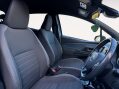 Toyota Yaris 1.5 Yaris Blue Bi-Tone VVT-i HEV CVT 5dr 9