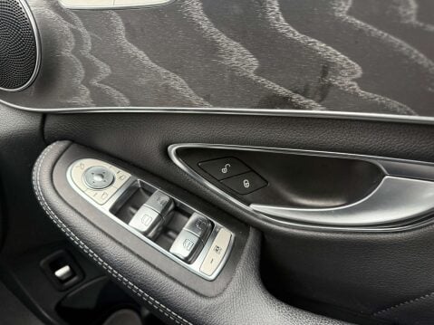 Mercedes-Benz C Class 2.1 C 220 AMG Line D Auto 4dr 25