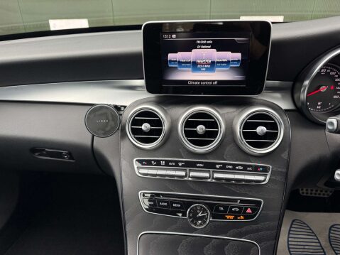 Mercedes-Benz C Class 2.1 C 220 AMG Line D Auto 4dr 18