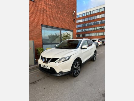 Nissan Qashqai 1.5 dCi Tekna 2WD Euro 5 (s/s) 5dr