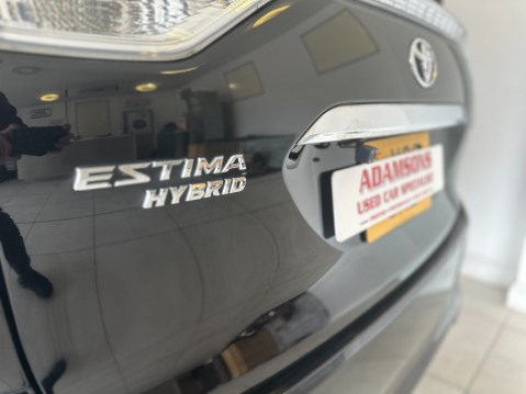Toyota Estima HYBRID 18