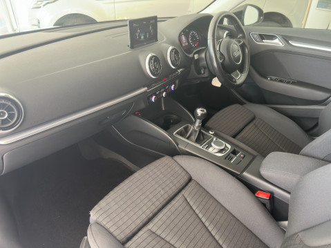 Audi A3 TFSI SPORT NAV 11
