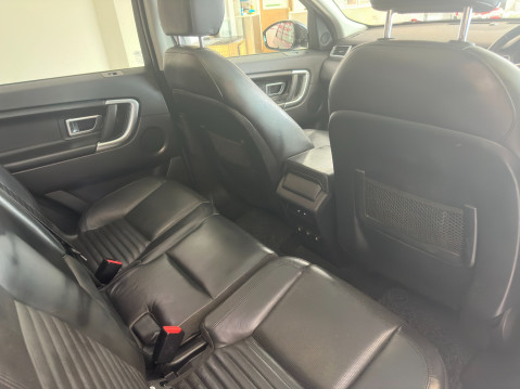 Land Rover Discovery Sport TD4 HSE LUXURY 29