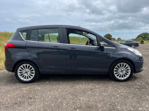 Ford B-Max TITANIUM 2