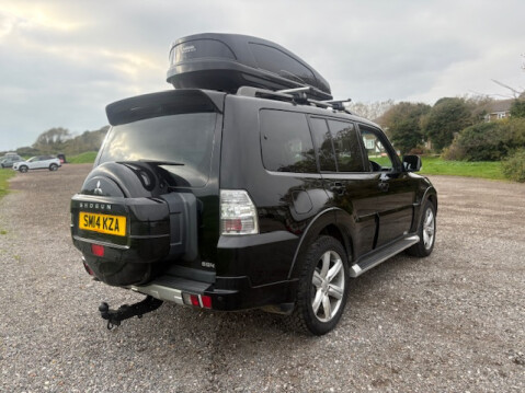 Mitsubishi Shogun DI-D SG4 3