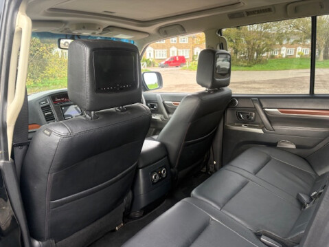 Mitsubishi Shogun DI-D SG4 7