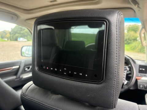 Mitsubishi Shogun DI-D SG4 14